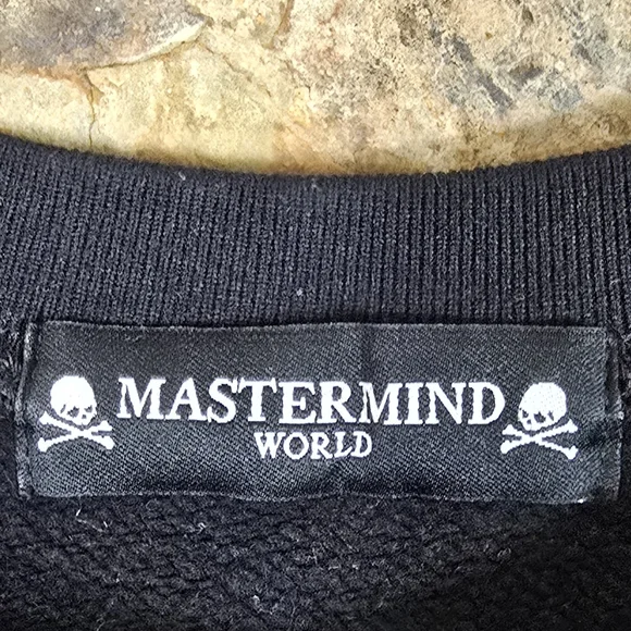 Mastermind World Distressed Skull 20th Sweater Shirt